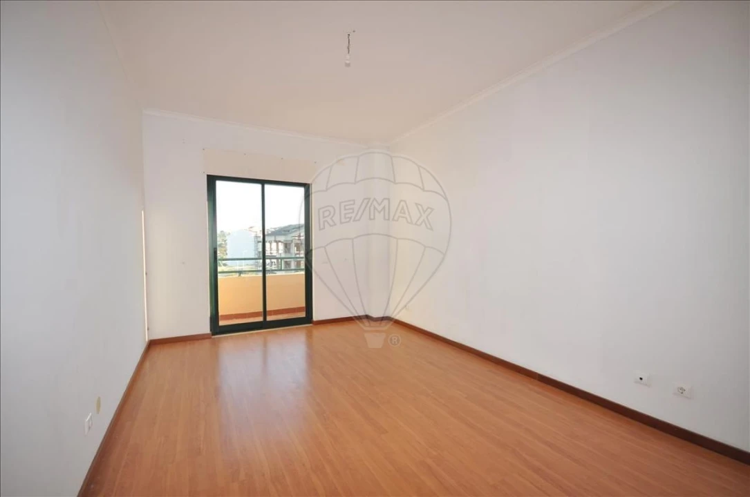 Apartamento T3 para Venda em Alenquer (Santo Estêvão e Triana) Foto 3