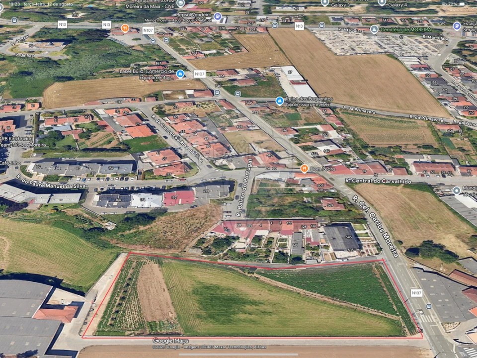 Terreno para Venda em Moreira Foto 3