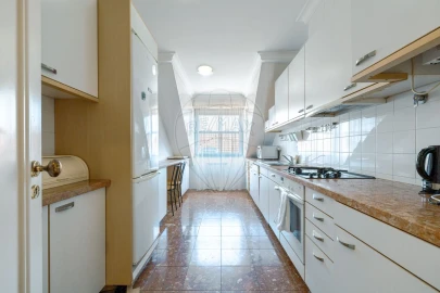 Apartamento T2 para Venda em Misericórdia