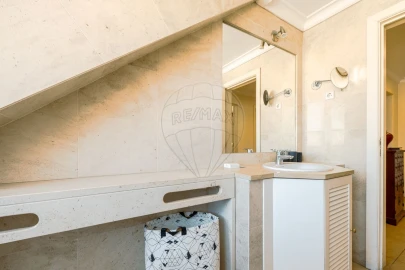 Apartamento T2 para Venda em Misericórdia