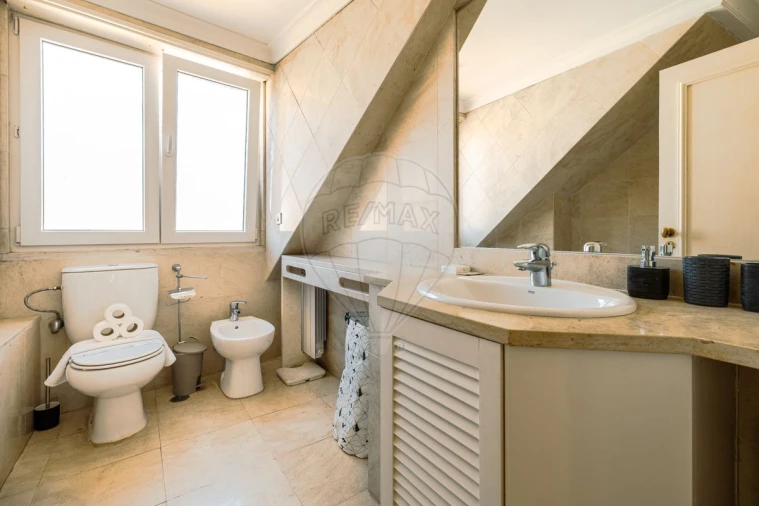 Apartamento T2 para Venda em Misericórdia Foto 7