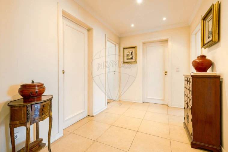 Apartamento T2 para Venda em Misericórdia Foto 6