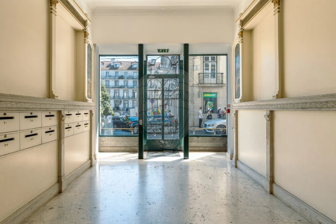 Apartamento T2 para Venda em Misericórdia Foto 36