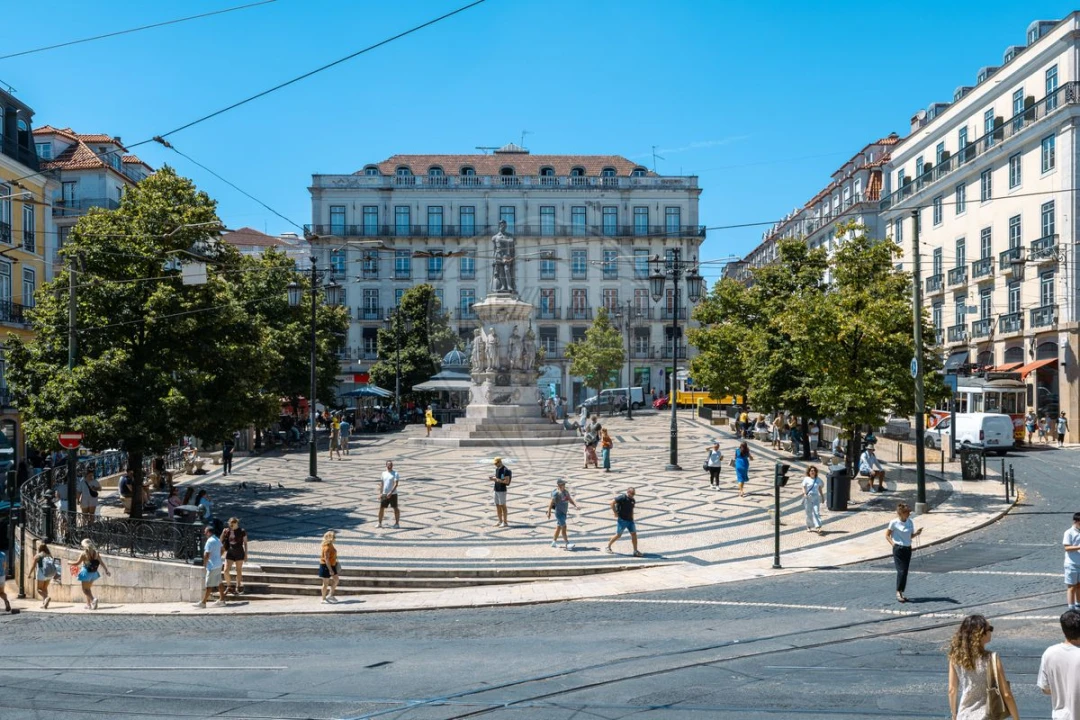 Apartamento T2 para Venda em Misericórdia Foto 34