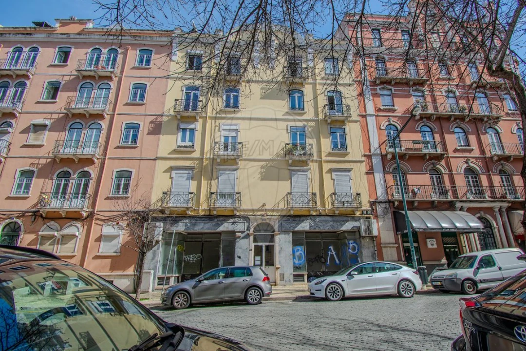 Apartamento T3 para Venda em Santo António Foto 36