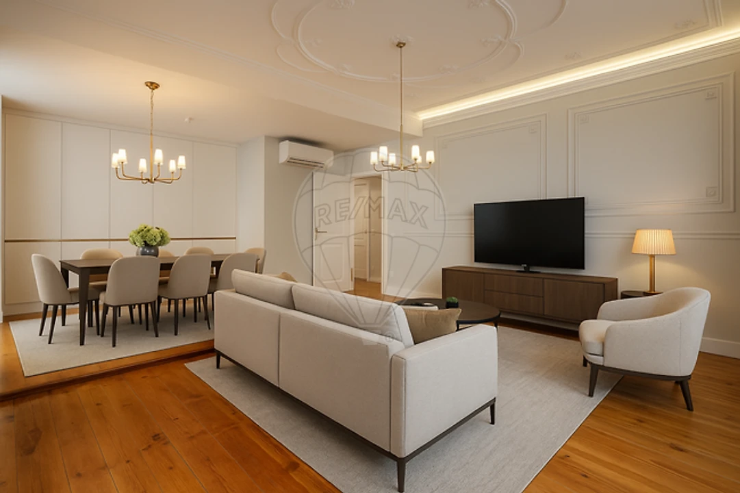 Apartamento T3 para Venda em Santo António Foto 1