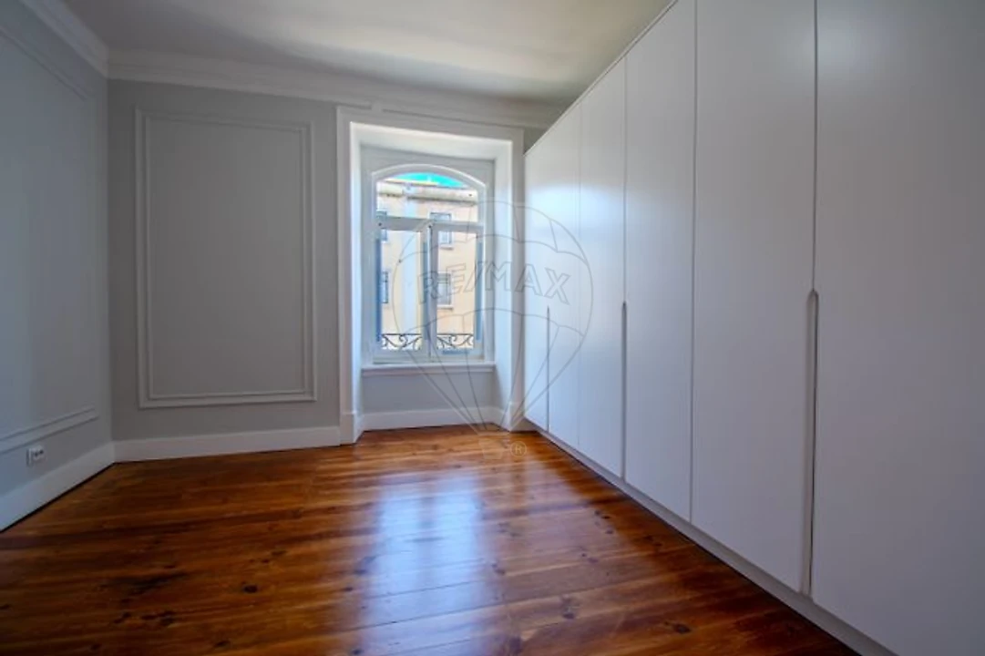 Apartamento T3 para Venda em Santo António Foto 2