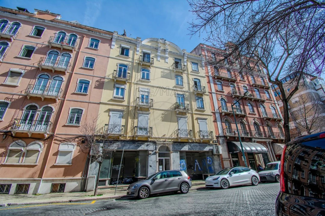 Apartamento T3 para Venda em Santo António Foto 37