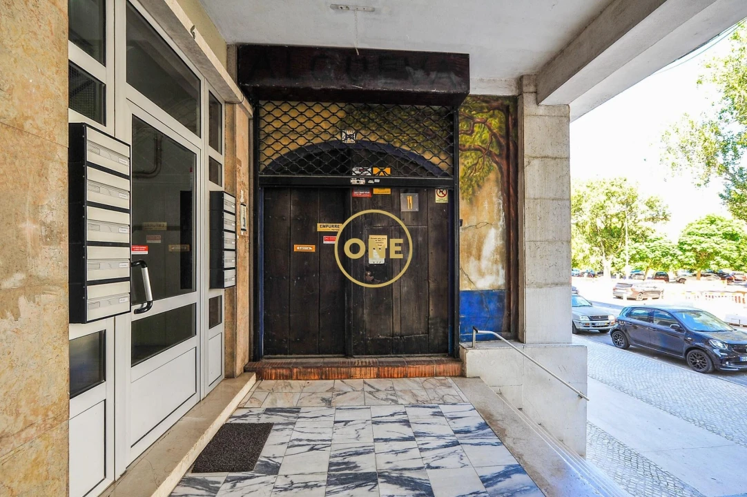 Loja para Venda em Venteira Foto 16