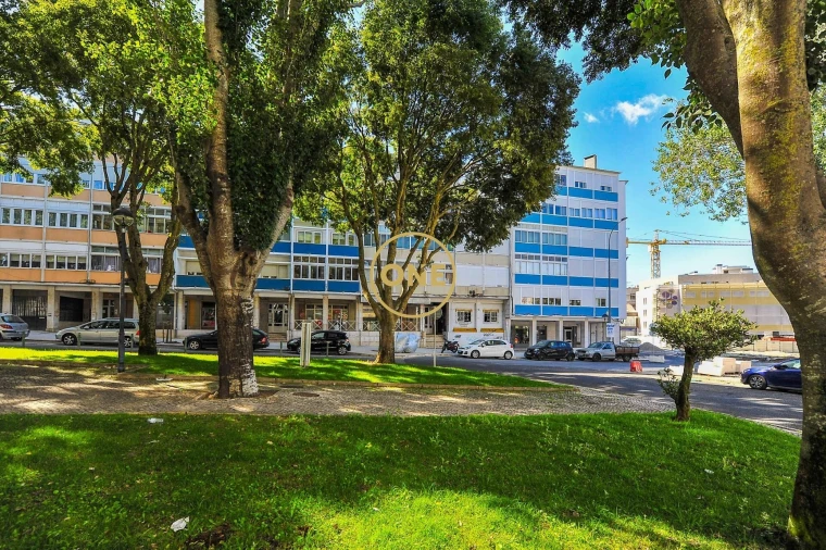 Loja para Venda em Venteira Foto 21