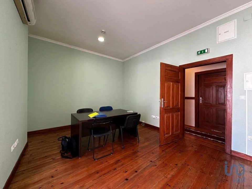 Prédio para Venda em Albergaria-A-Velha e Valmaior Foto 5