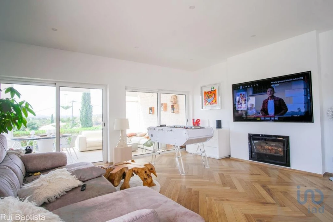 Moradia T4 para Venda em Mexilhoeira Grande Foto 6