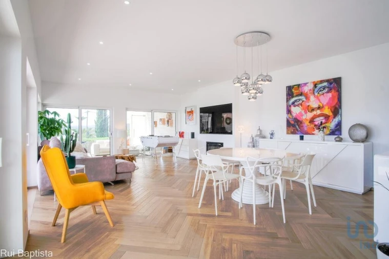 Moradia T4 para Venda em Mexilhoeira Grande Foto 7