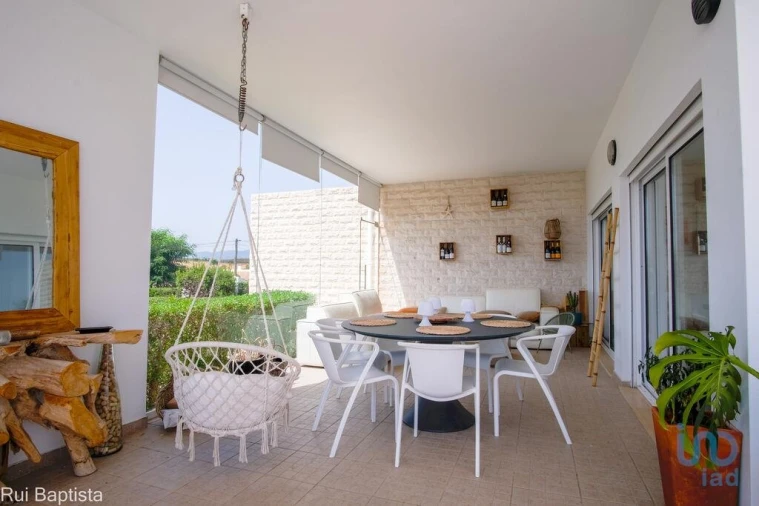 Moradia T4 para Venda em Mexilhoeira Grande Foto 4