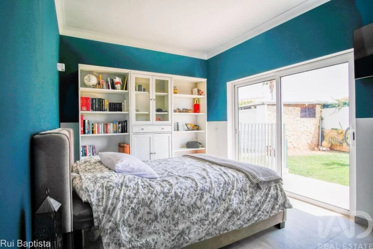 Moradia T4 para Venda em Mexilhoeira Grande Foto 18