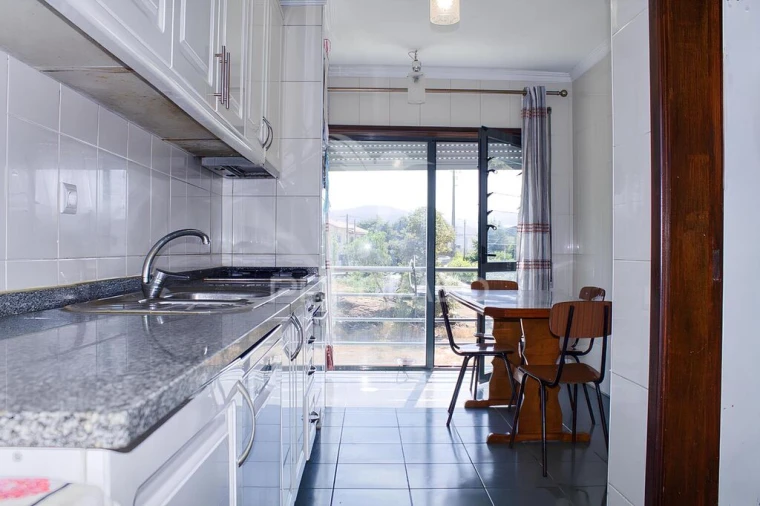 Apartamento T3 para Venda em Ancede e Ribadouro Foto 2