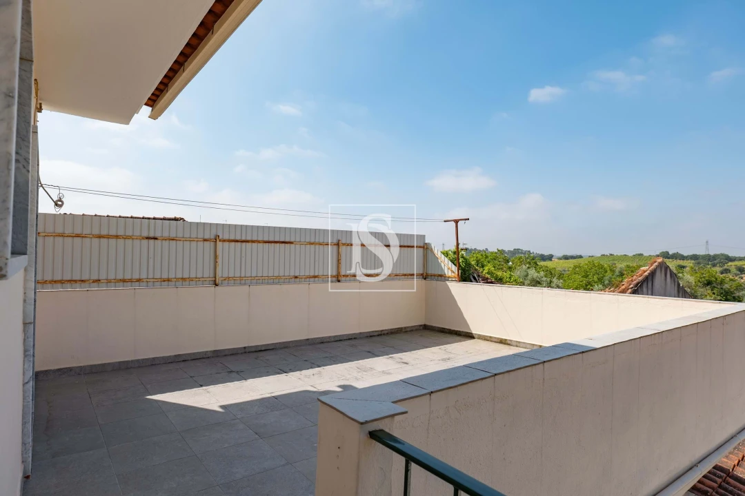 Moradia T3 para Venda em Olaia e Paço Foto 17