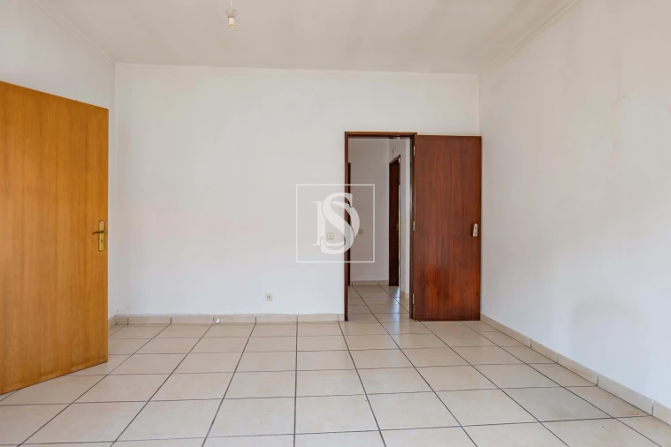 Moradia T3 para Venda em Olaia e Paço Foto 8