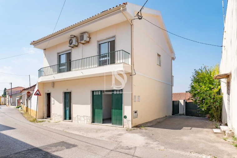 Moradia T3 para Venda em Olaia e Paço Foto 3