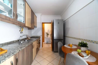 Apartamento T1 para Venda em Loule (São Clemente)