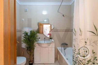 Apartamento T1 para Venda em Loule (São Clemente)