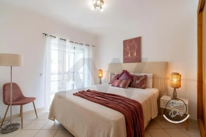 Apartamento T1 para Venda em Loule (São Clemente)