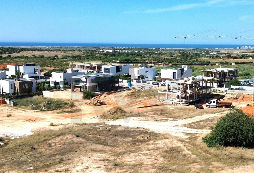 Moradia T4 para Venda em Silves Foto 5