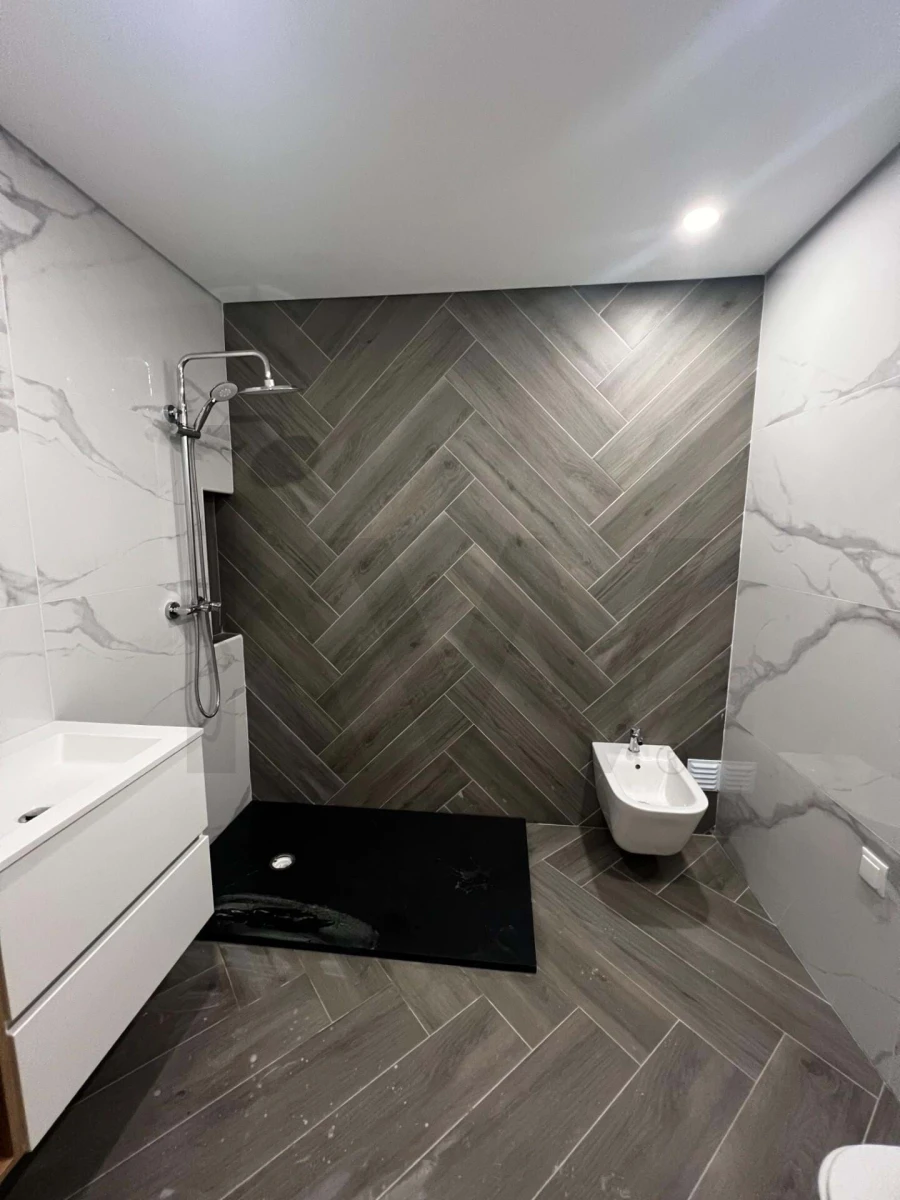 Apartamento para Venda em Vila Real de Santo Antonio Foto 4