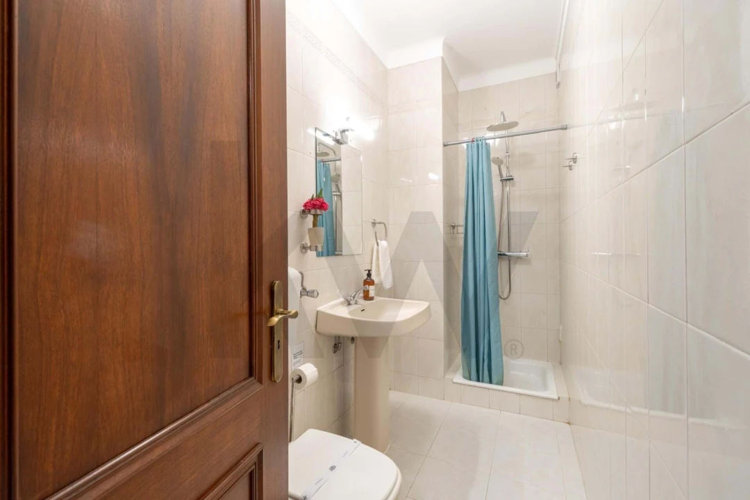 Apartamento T3 para Venda em Lagos (São Sebastião e Santa Maria) Foto 10