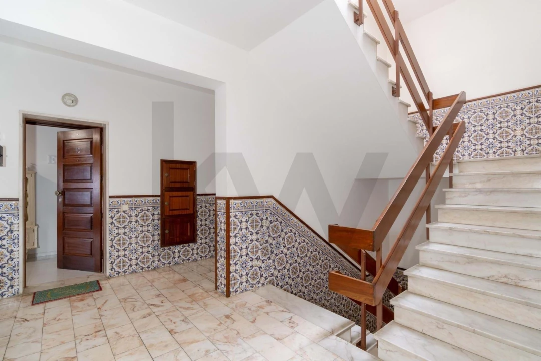 Apartamento T3 para Venda em Lagos (São Sebastião e Santa Maria) Foto 25