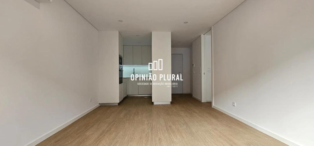 Apartamento T1 para Arrendamento em Gulpilhares e Valadares Foto 11