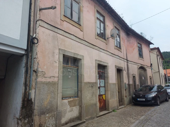 Moradia T2 para Venda em Vila Cova de Alva e Anseriz Foto 3