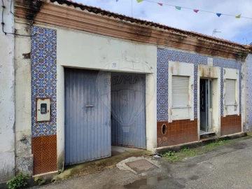 Moradia T3 para Venda em Esgueira