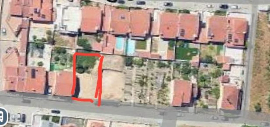 Terreno para Venda em Seixal Foto 2