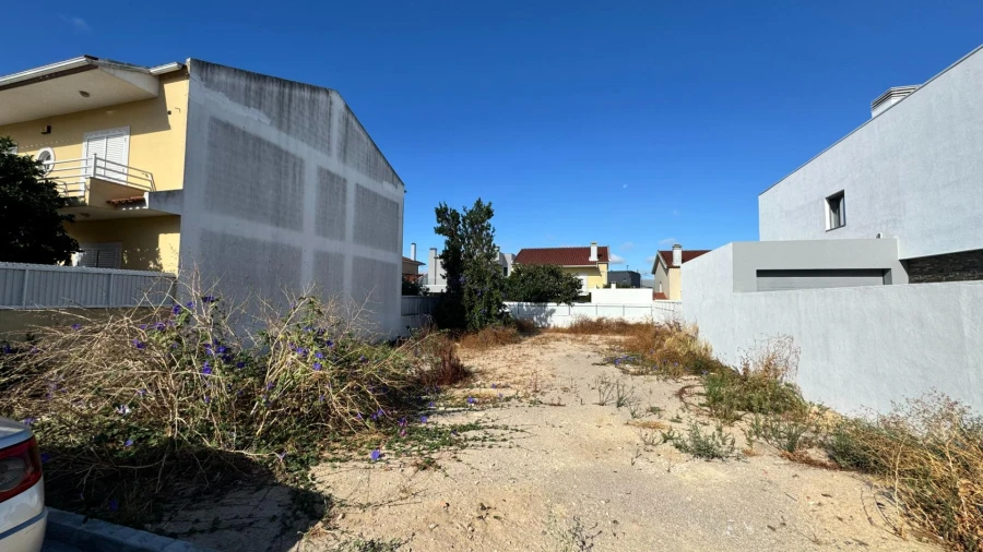 Terreno para Venda em Seixal Foto 4