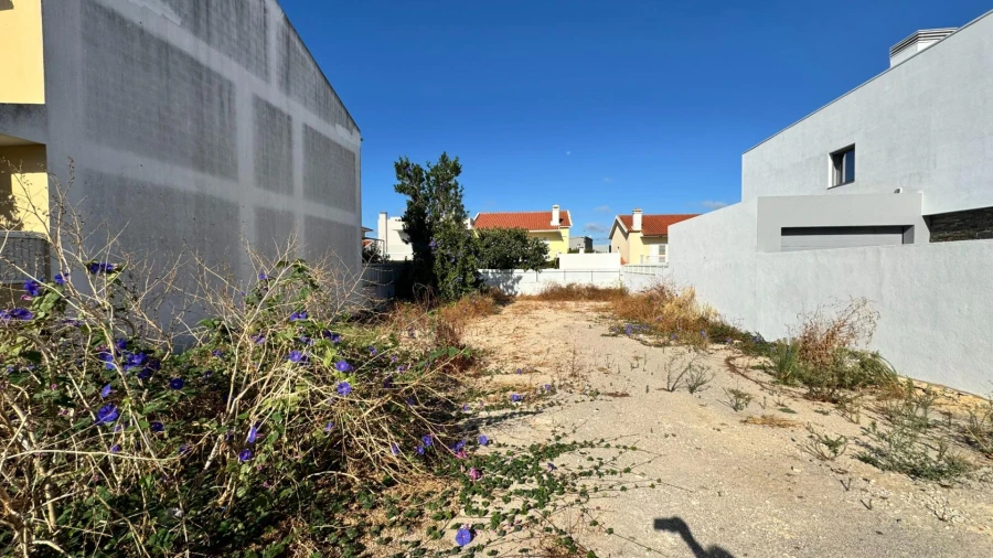 Terreno para Venda em Seixal Foto 8