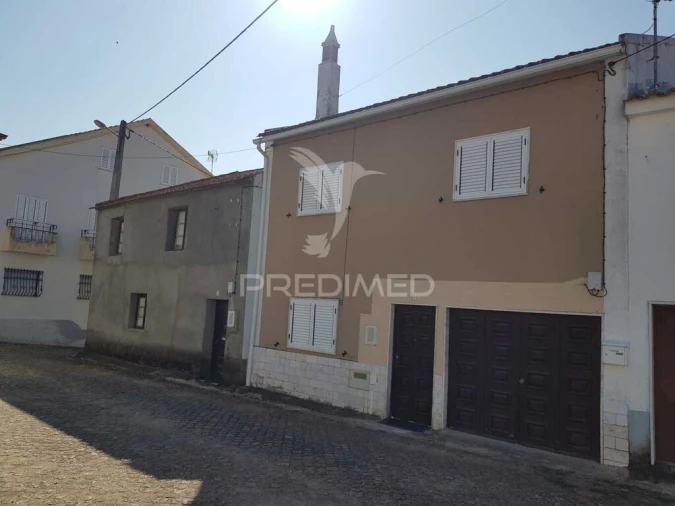 Moradia T5 para Venda em Monfortinho e Salvaterra do Extremo