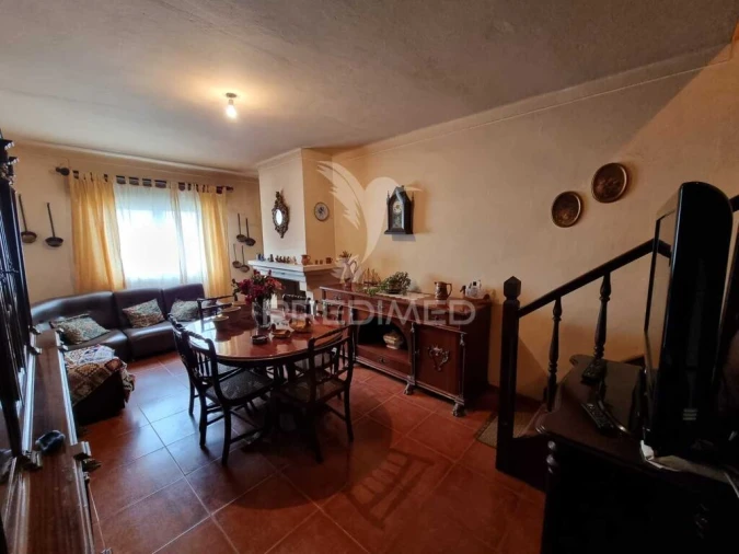 Moradia T5 para Venda em Monfortinho e Salvaterra do Extremo Foto 2