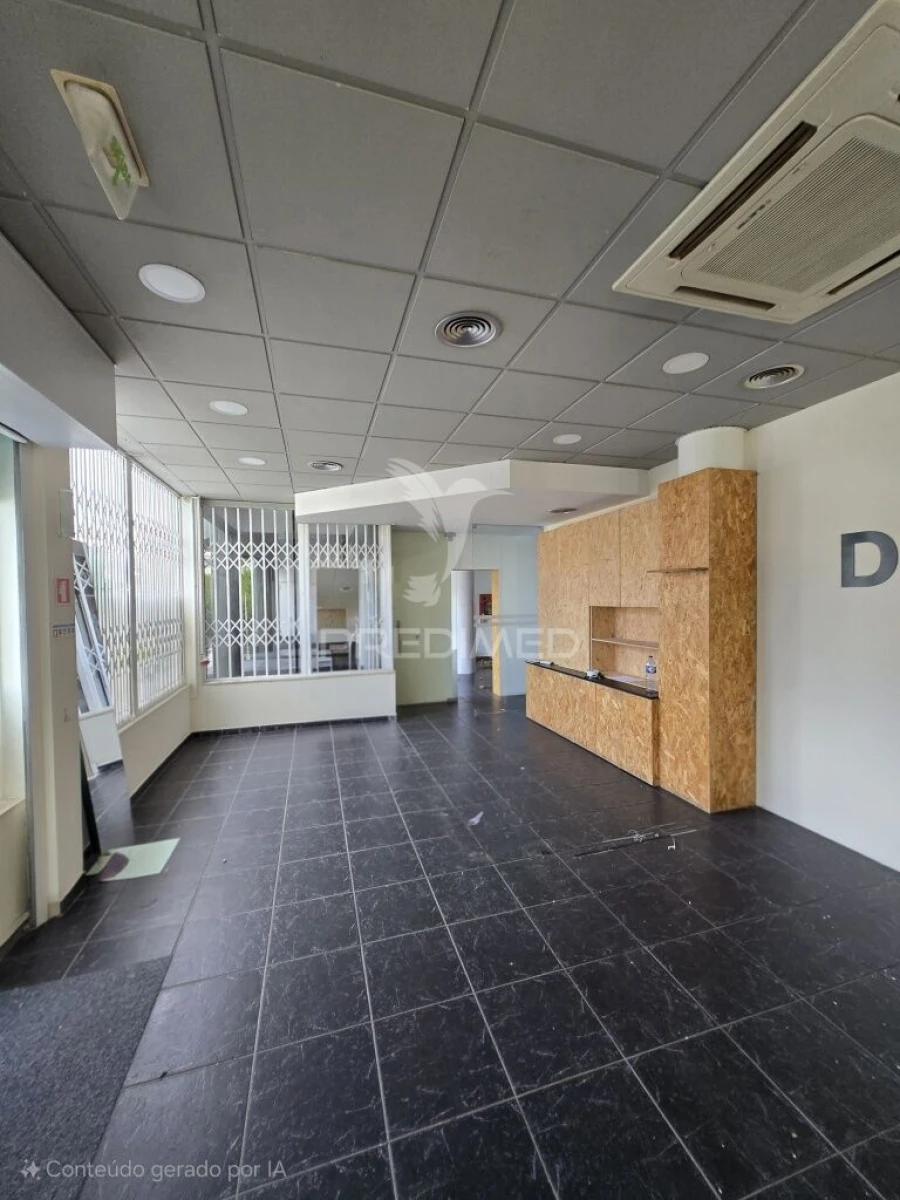 Loja para Venda em Lagares e Figueira Foto 3