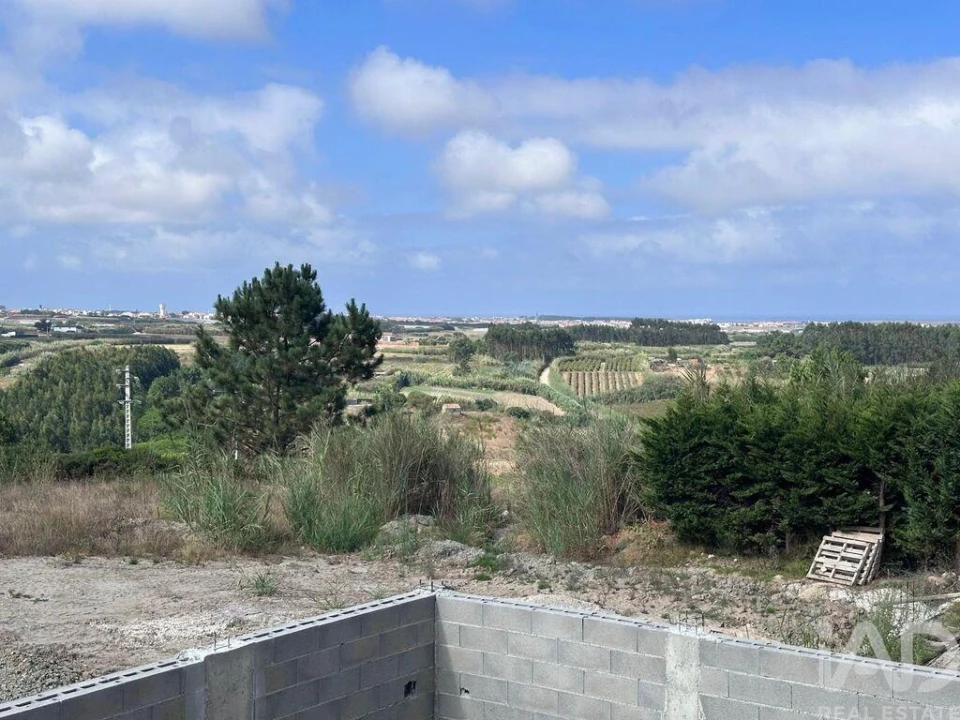 Moradia T4 para Venda em Atouguia da Baleia Foto 20