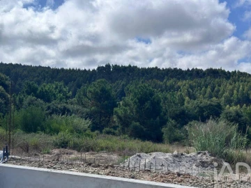 Moradia T4 para Venda em Atouguia da Baleia