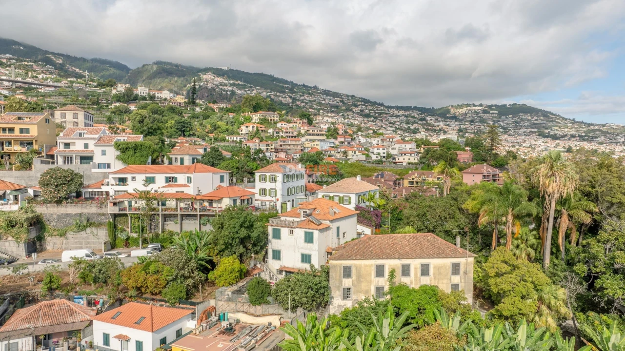 Moradia T7 para Venda em Imaculado Coração de Maria Foto 27