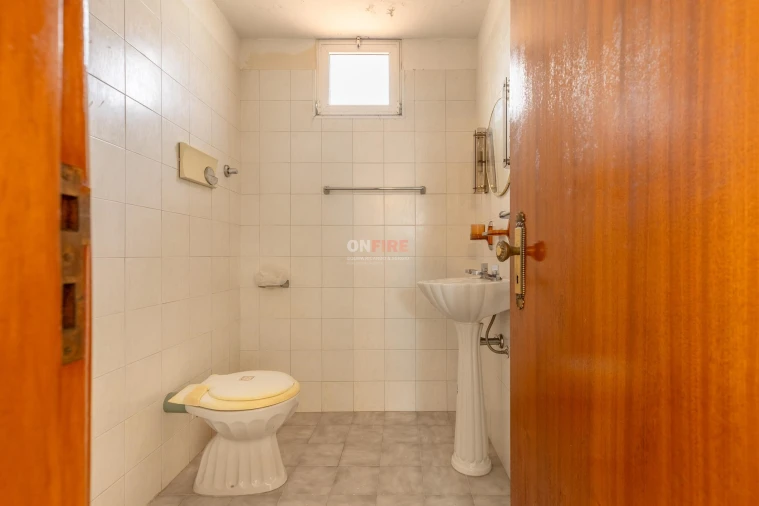 Moradia T7 para Venda em Imaculado Coração de Maria Foto 18