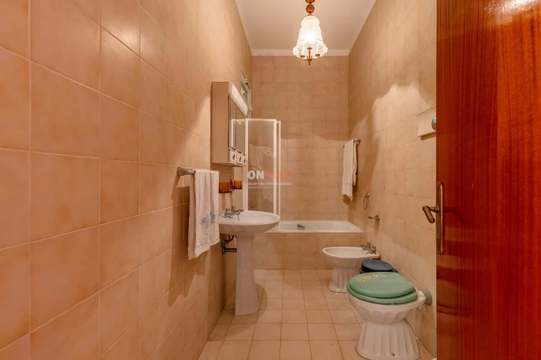 Moradia T7 para Venda em Imaculado Coração de Maria Foto 9