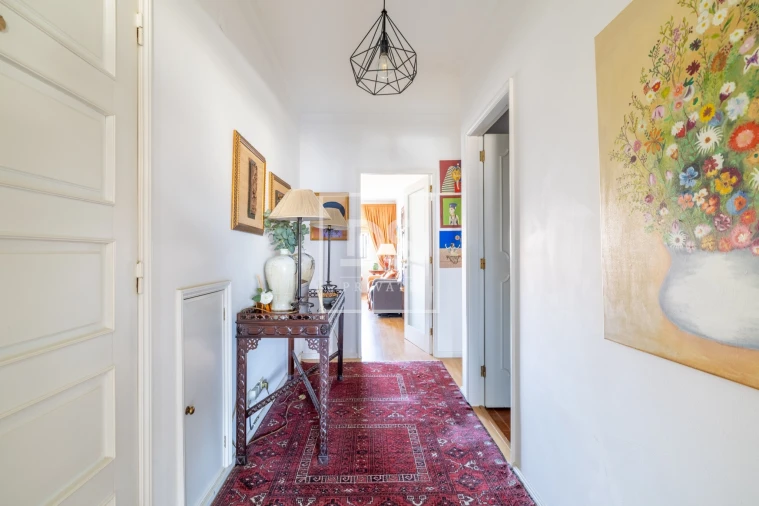 Apartamento T3 para Venda em Vilar de Andorinho Foto 6