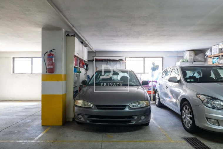 Apartamento T3 para Venda em Vilar de Andorinho Foto 29