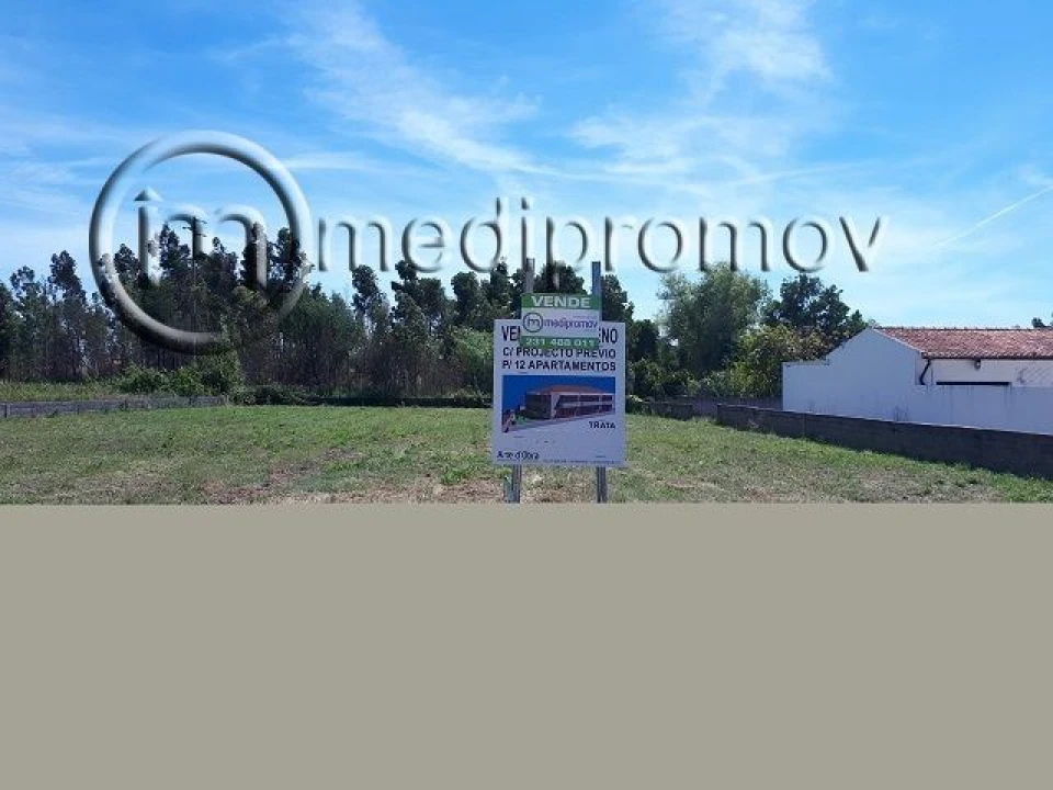 Terreno P/ Prédio para Venda em Mira Foto 1