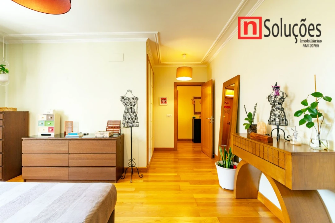 Apartamento T3 para Venda em Póvoa de Santa Iria e Forte da Casa Foto 17