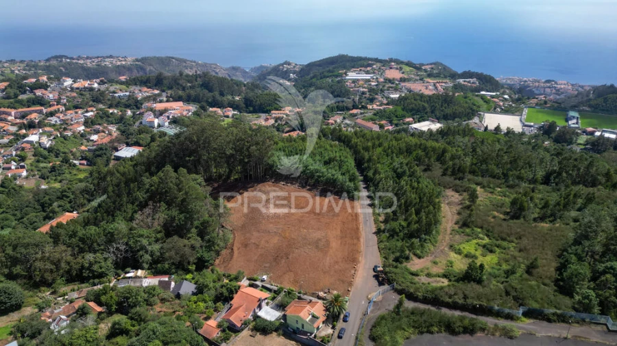 Terreno para Venda em Camacha Foto 19