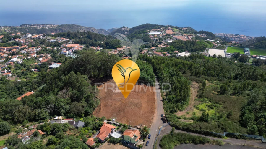 Terreno para Venda em Camacha Foto 18